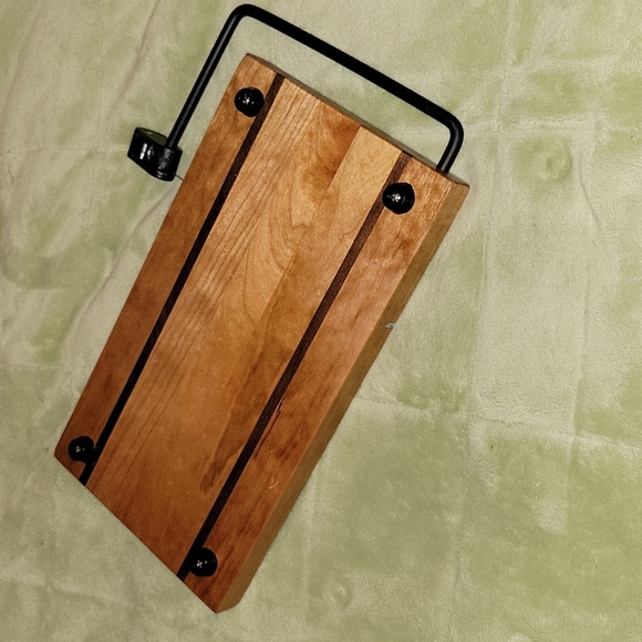 Wooden cheese cutting board - Picture 4 of 4